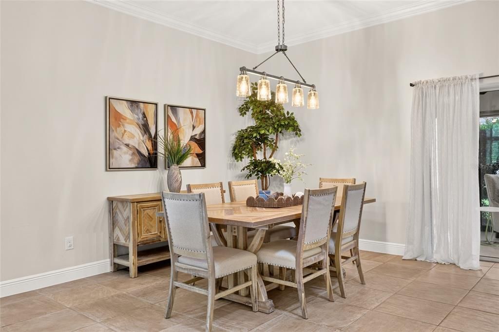 For Sale: $789,900 (3 beds, 2 baths, 1956 Square Feet)