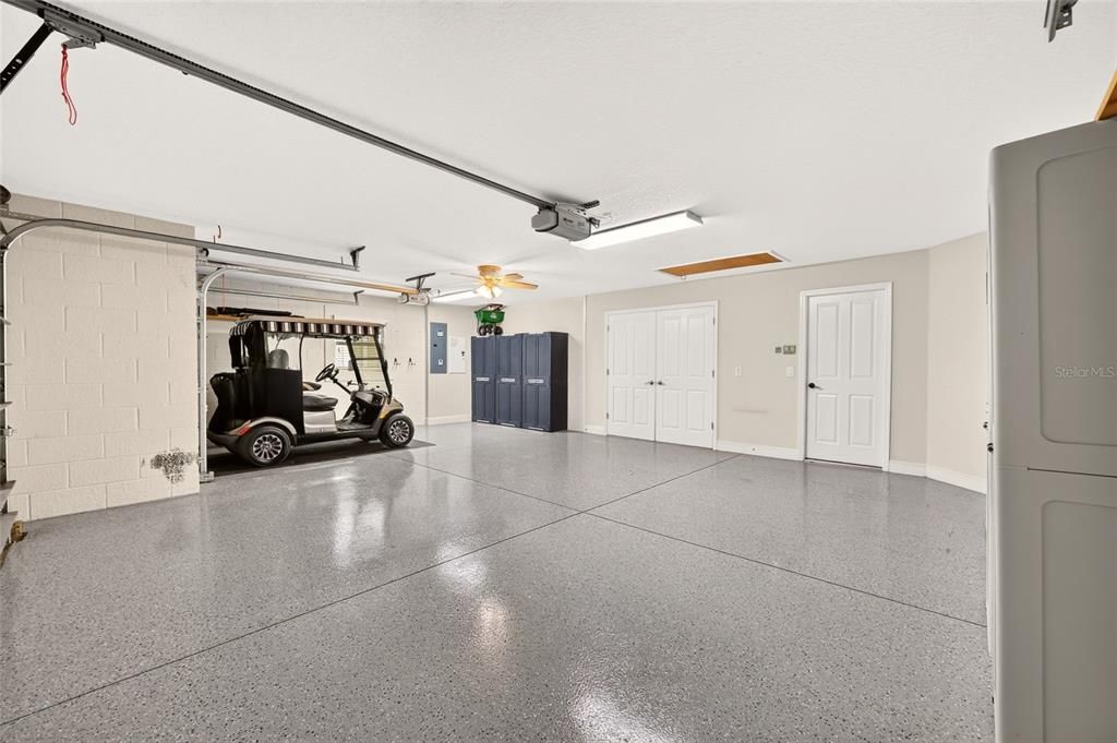 For Sale: $789,900 (3 beds, 2 baths, 1956 Square Feet)