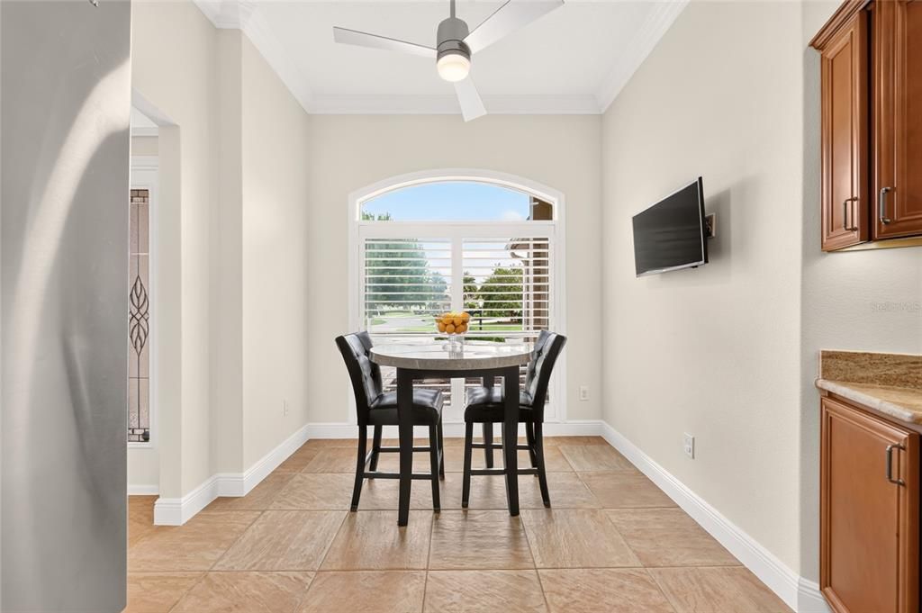 For Sale: $789,900 (3 beds, 2 baths, 1956 Square Feet)
