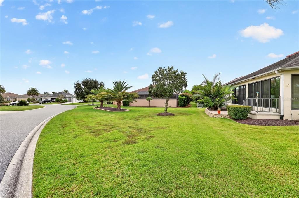 For Sale: $789,900 (3 beds, 2 baths, 1956 Square Feet)