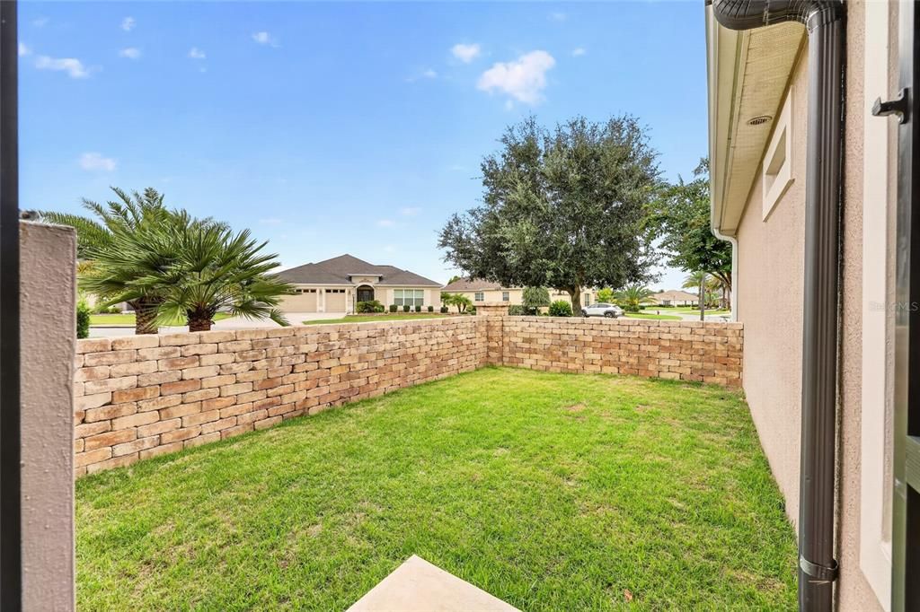 For Sale: $789,900 (3 beds, 2 baths, 1956 Square Feet)