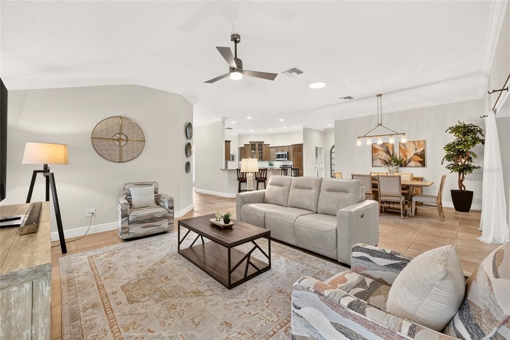 For Sale: $789,900 (3 beds, 2 baths, 1956 Square Feet)