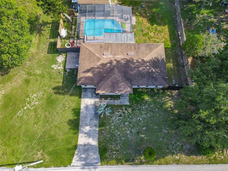 For Rent: $2,150 (4 beds, 2 baths, 1079 Square Feet)