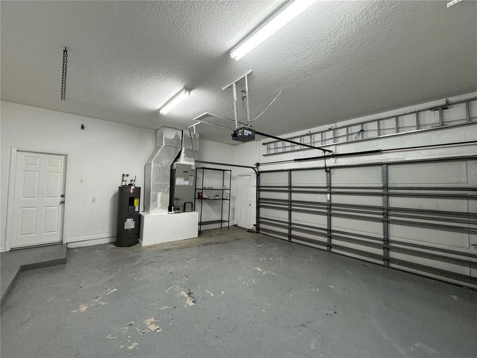 For Rent: $3,700 (4 beds, 3 baths, 2877 Square Feet)