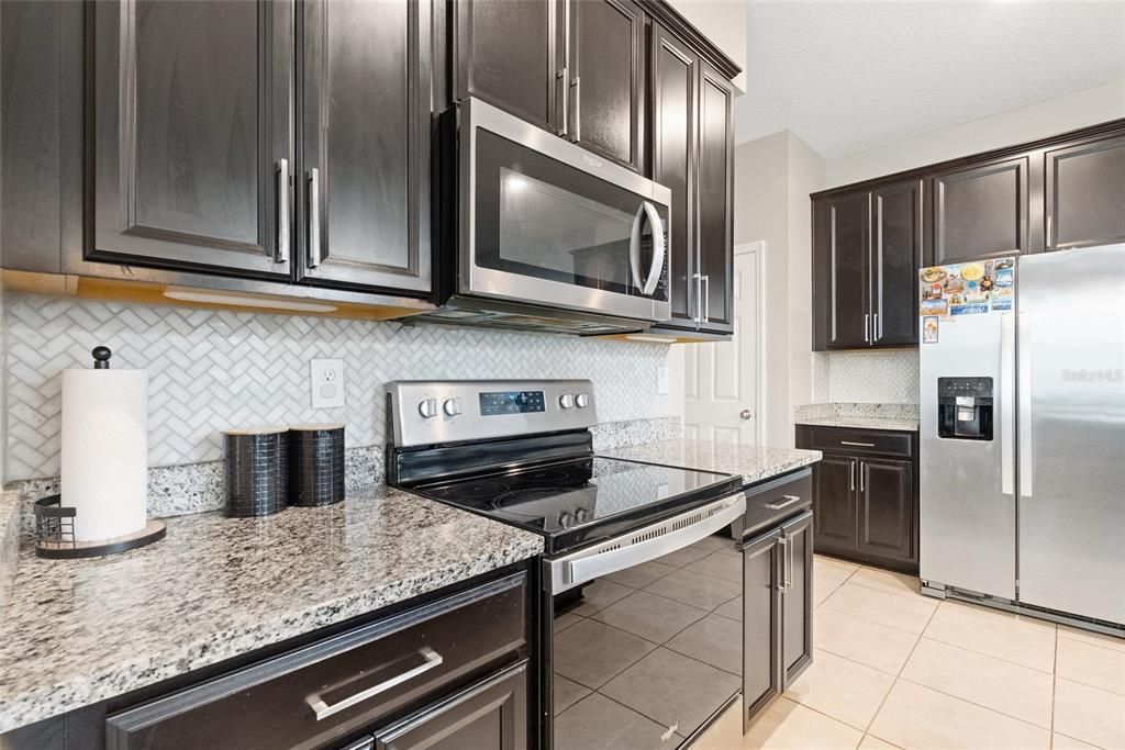 В аренду: $2,450 (3 спален, 2 ванн, 2039 Квадратных фут)