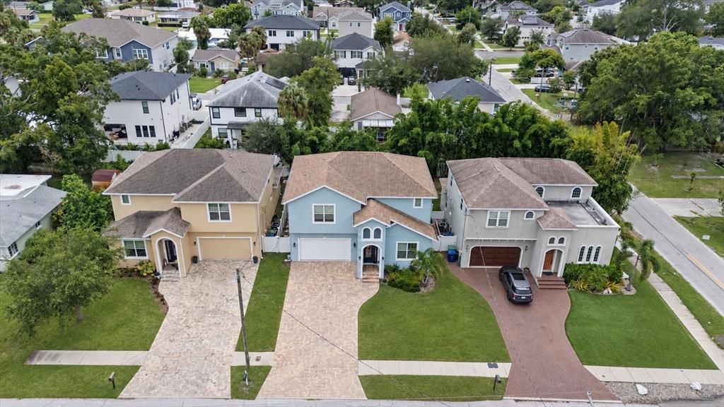 На продажу: $1,175,000 (4 спален, 4 ванн, 3206 Квадратных фут)