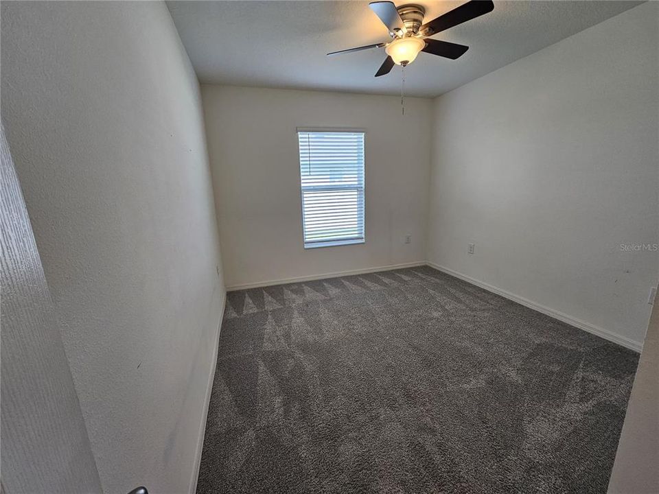 For Rent: $1,900 (4 beds, 2 baths, 1696 Square Feet)