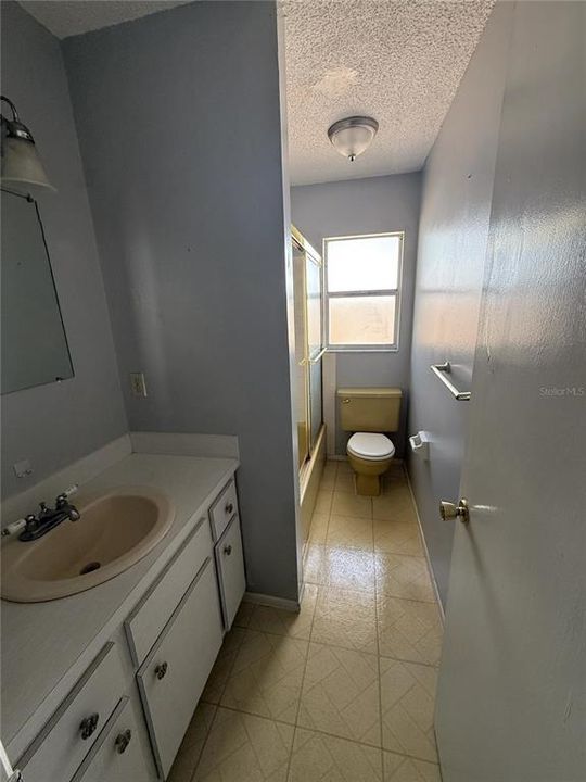 В аренду: $1,575 (2 спален, 2 ванн, 1269 Квадратных фут)
