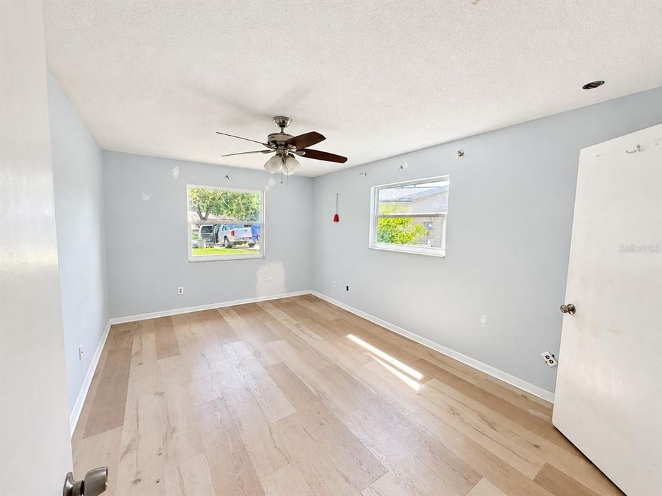 En Venta: $325,000 (2 camas, 2 baños, 1341 Pies cuadrados)