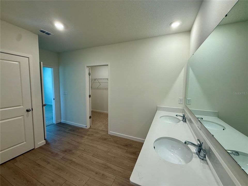 En Renta: $2,950 (4 camas, 3 baños, 2336 Pies cuadrados)