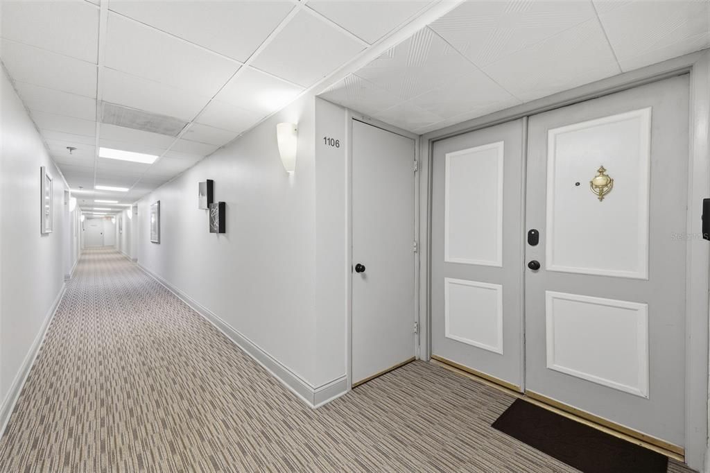 For Sale: $814,999 (2 beds, 2 baths, 1385 Square Feet)