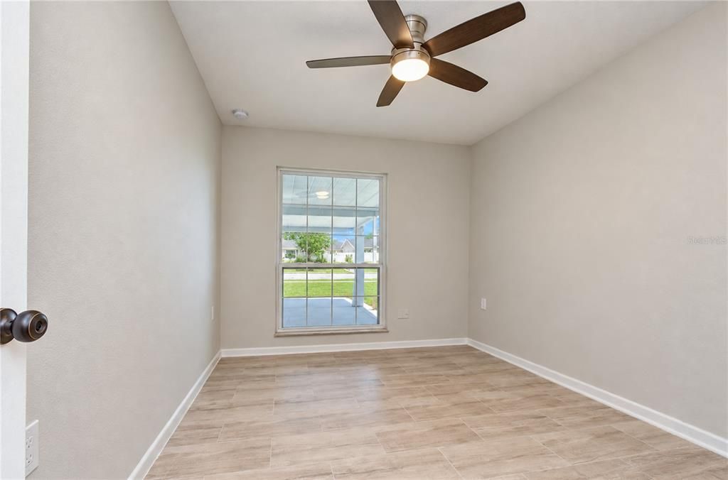 For Sale: $650,000 (5 beds, 2 baths, 2425 Square Feet)