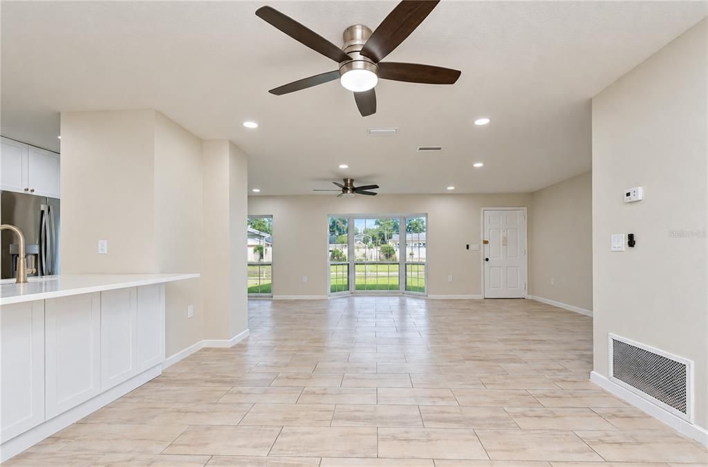 For Sale: $650,000 (5 beds, 2 baths, 2425 Square Feet)