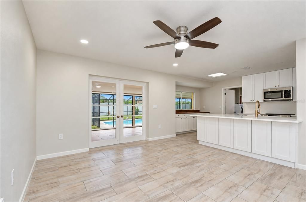 For Sale: $650,000 (5 beds, 2 baths, 2425 Square Feet)