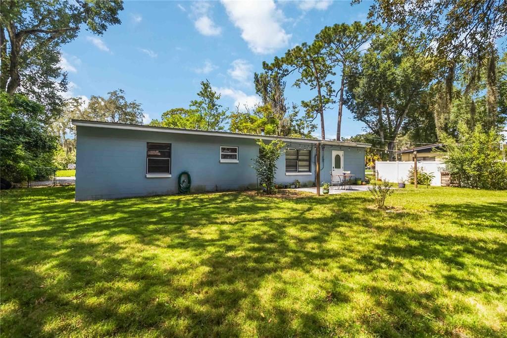For Sale: $328,800 (3 beds, 1 baths, 1348 Square Feet)