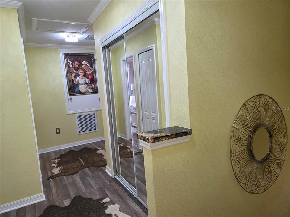 На продажу: $419,900 (4 спален, 2 ванн, 1996 Квадратных фут)