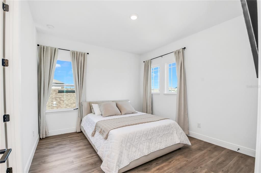 En Renta: $6,900 (5 camas, 4 baños, 3767 Pies cuadrados)