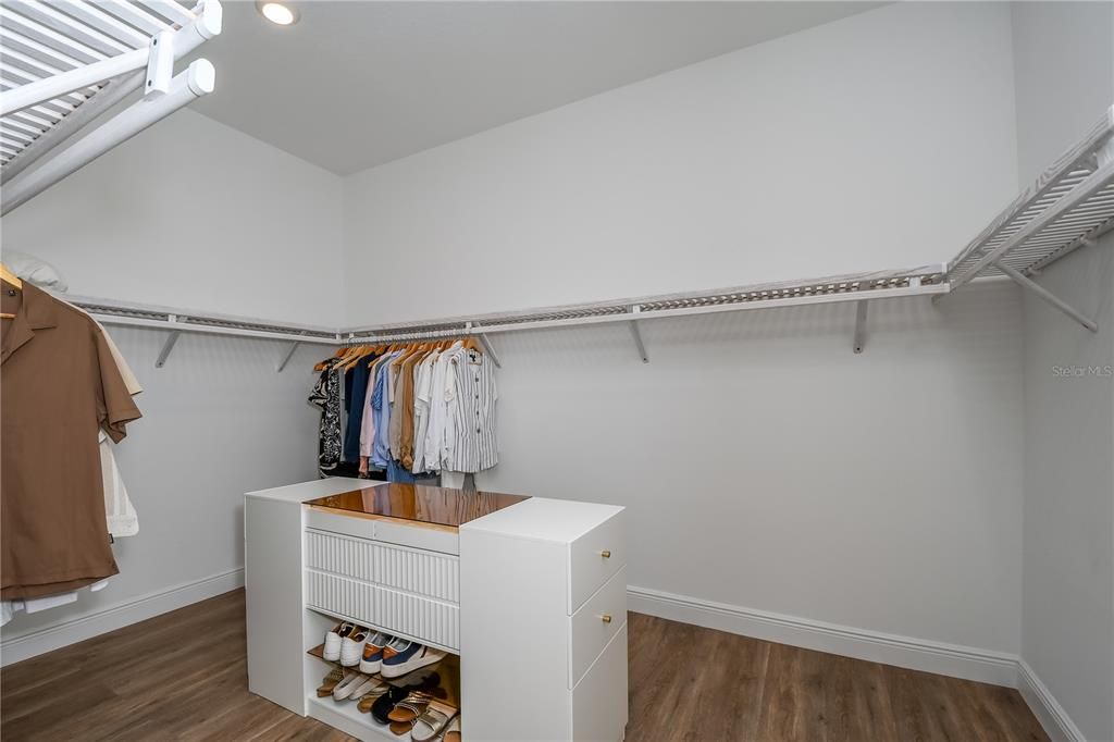 En Renta: $6,900 (5 camas, 4 baños, 3767 Pies cuadrados)