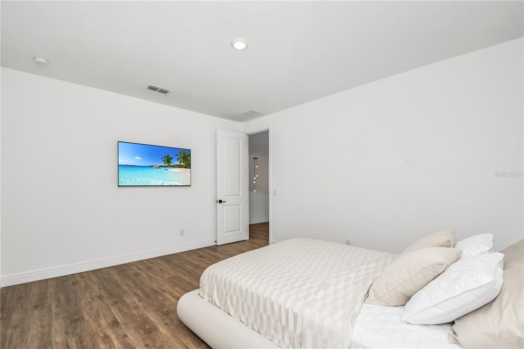 En Renta: $6,900 (5 camas, 4 baños, 3767 Pies cuadrados)