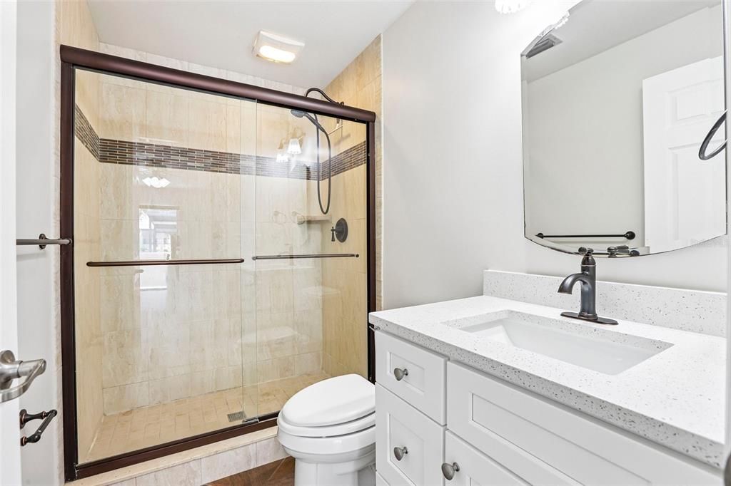 For Sale: $184,900 (2 beds, 2 baths, 1105 Square Feet)