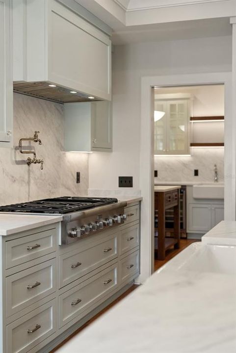 En Venta: $3,500,000 (4 camas, 3 baños, 3985 Pies cuadrados)