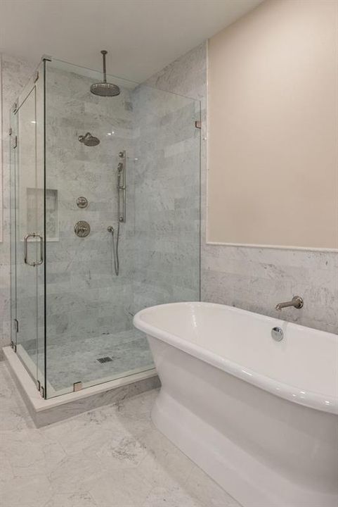 En Venta: $3,500,000 (4 camas, 3 baños, 3985 Pies cuadrados)