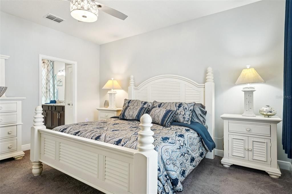 For Sale: $412,900 (4 beds, 3 baths, 2052 Square Feet)