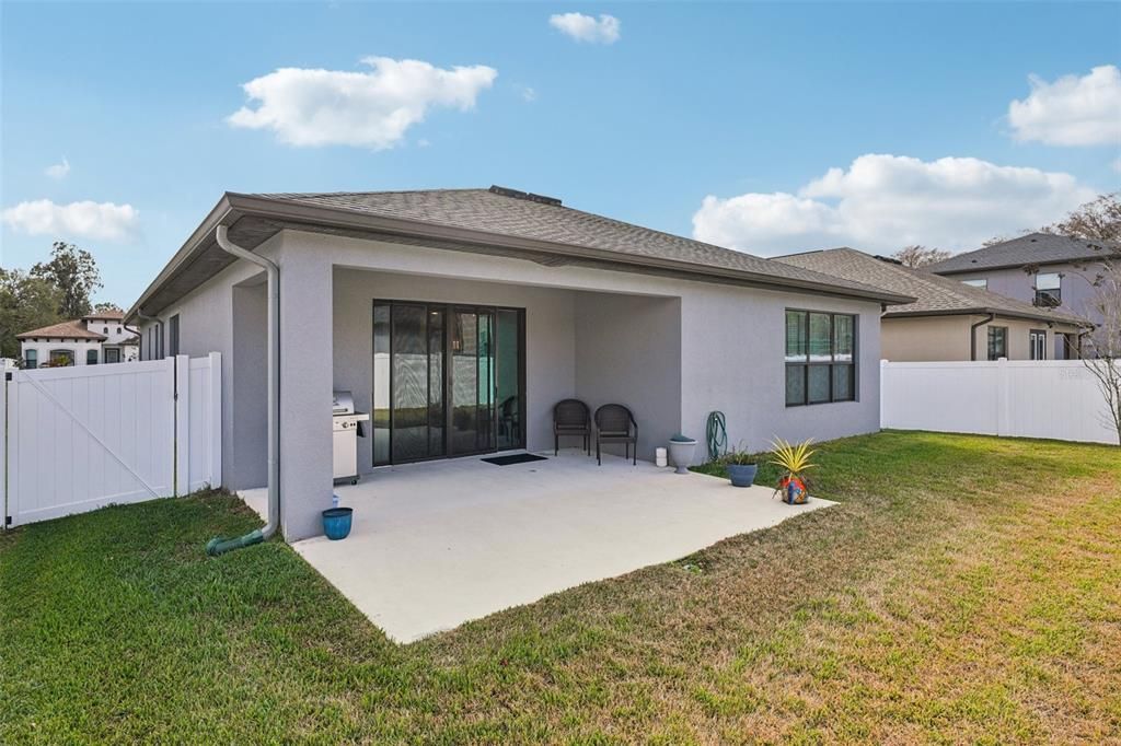 For Sale: $412,900 (4 beds, 3 baths, 2052 Square Feet)
