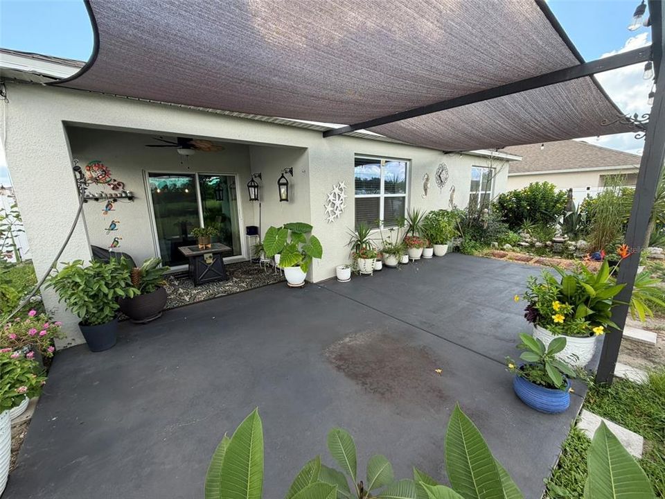 For Sale: $395,000 (4 beds, 2 baths, 1828 Square Feet)