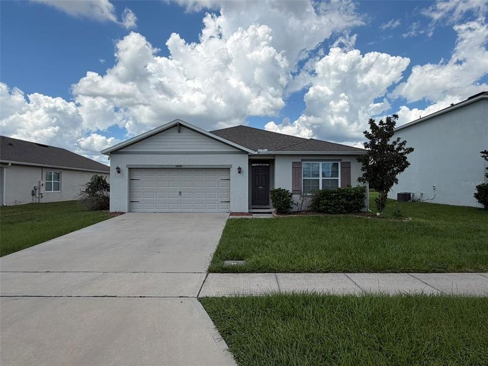 For Sale: $395,000 (4 beds, 2 baths, 1828 Square Feet)