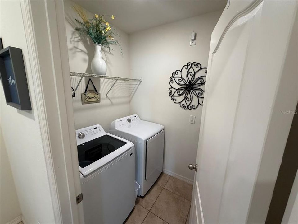 For Sale: $395,000 (4 beds, 2 baths, 1828 Square Feet)
