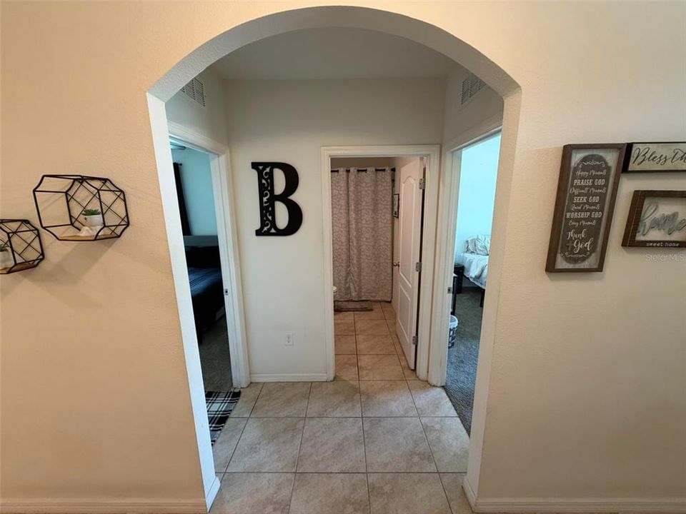For Sale: $395,000 (4 beds, 2 baths, 1828 Square Feet)