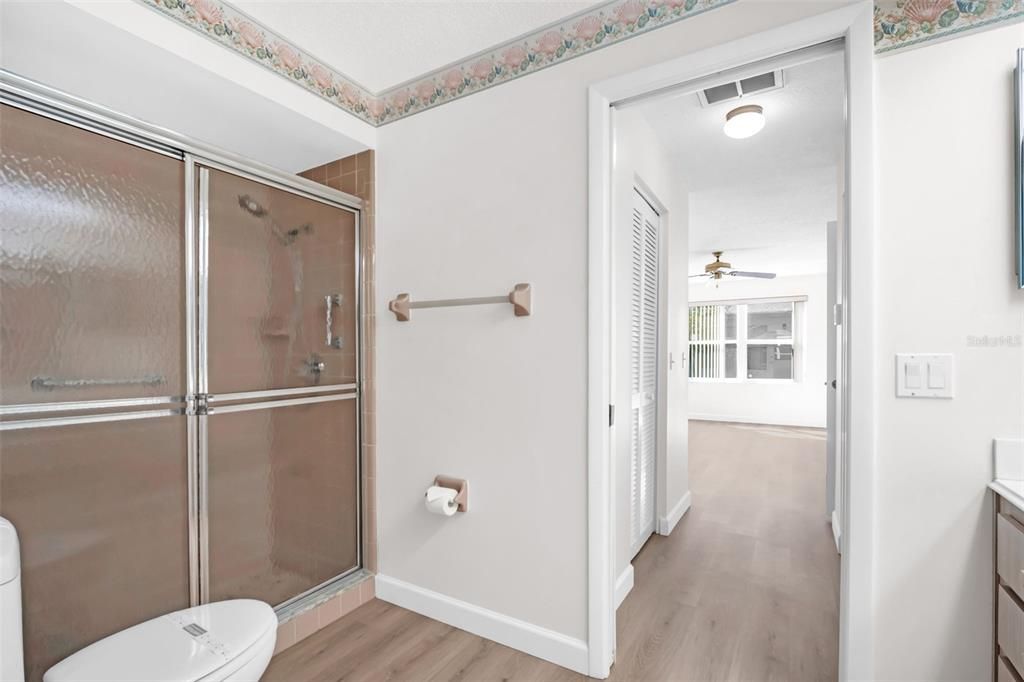 На продажу: $469,900 (3 спален, 2 ванн, 2014 Квадратных фут)