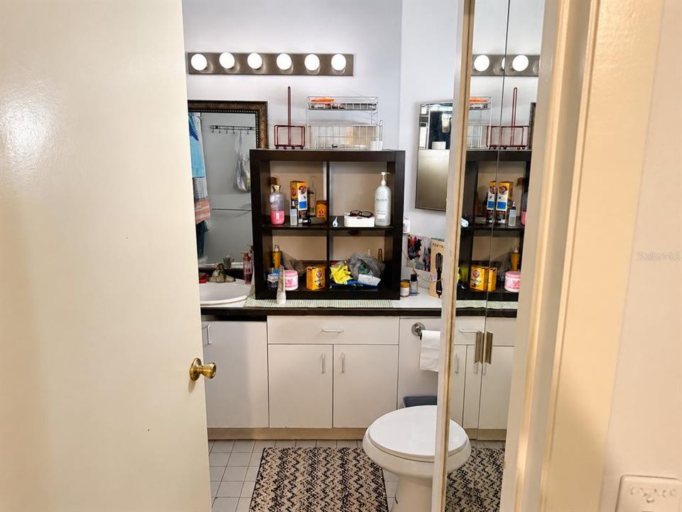For Sale: $450,000 (2 beds, 2 baths, 1200 Square Feet)