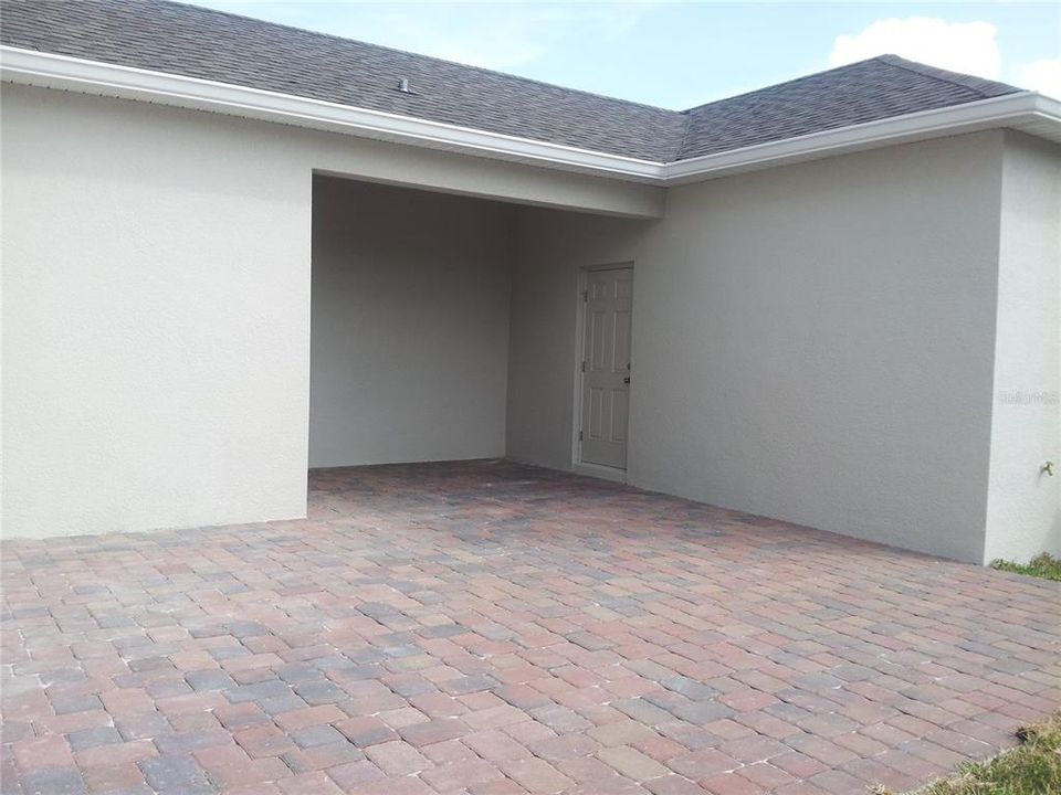 For Rent: $2,650 (3 beds, 2 baths, 1748 Square Feet)