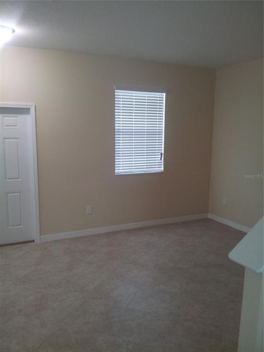 For Rent: $2,650 (3 beds, 2 baths, 1748 Square Feet)