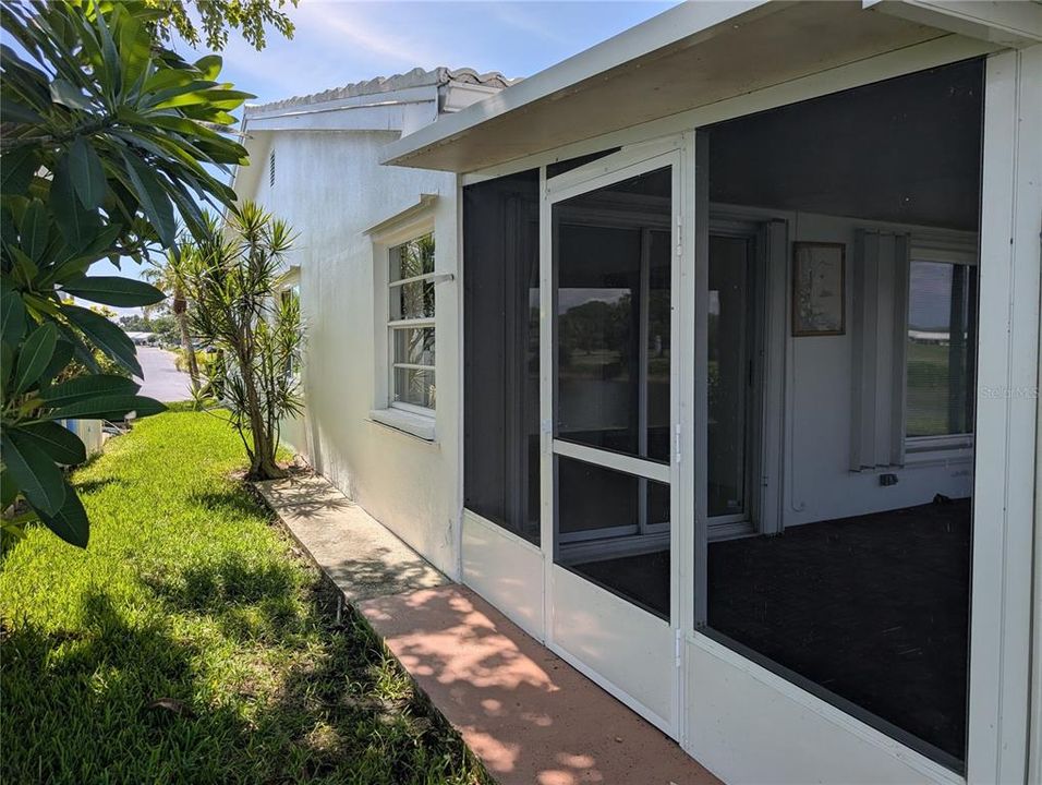 For Sale: $375,000 (2 beds, 2 baths, 1794 Square Feet)