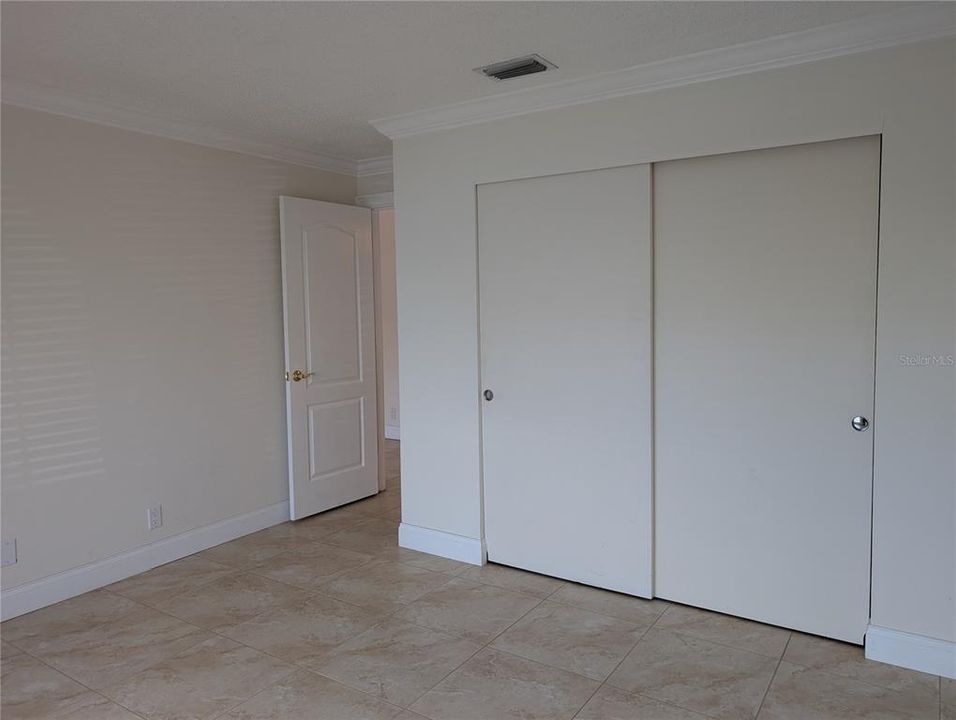 For Sale: $375,000 (2 beds, 2 baths, 1794 Square Feet)