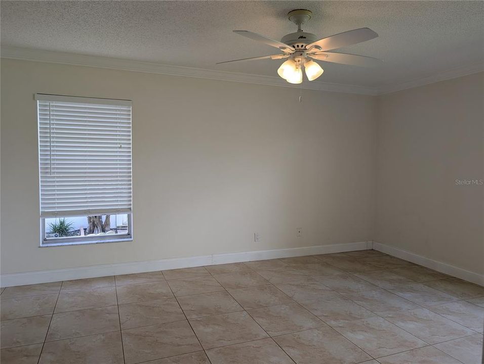 For Sale: $375,000 (2 beds, 2 baths, 1794 Square Feet)
