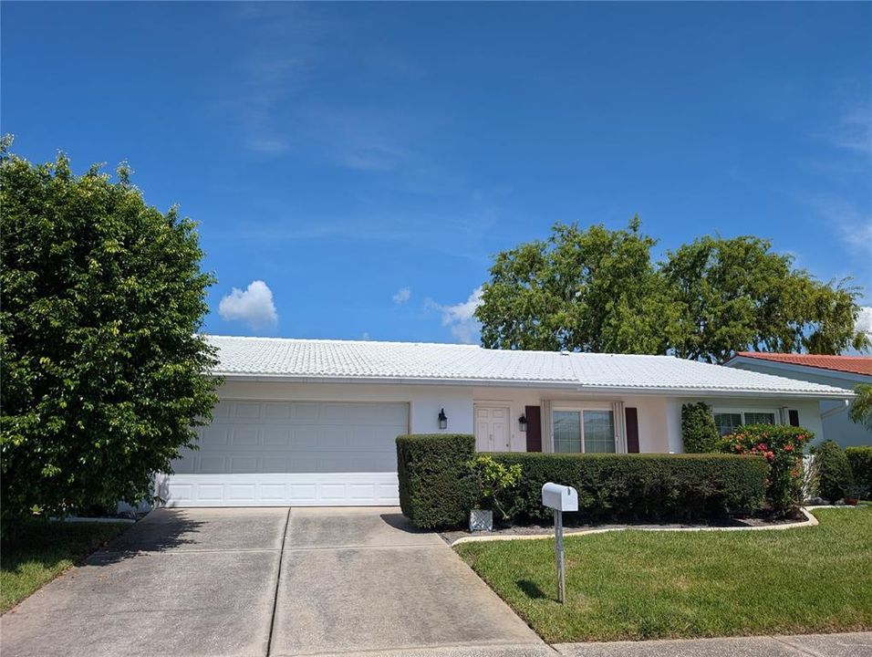 For Sale: $375,000 (2 beds, 2 baths, 1794 Square Feet)