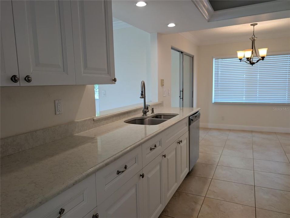 For Sale: $375,000 (2 beds, 2 baths, 1794 Square Feet)