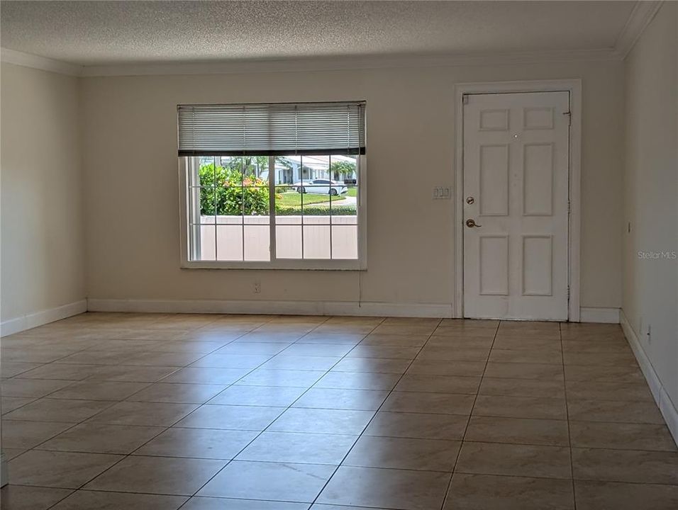 For Sale: $375,000 (2 beds, 2 baths, 1794 Square Feet)