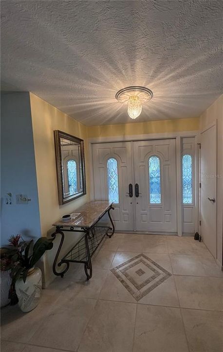 For Sale: $499,000 (3 beds, 3 baths, 2367 Square Feet)