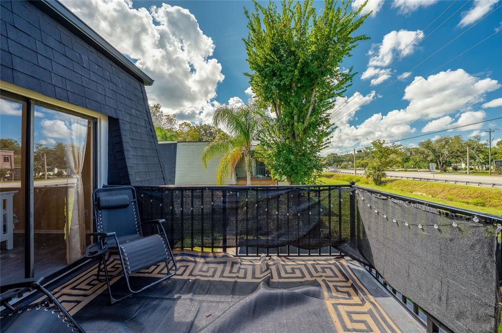 For Sale: $175,000 (2 beds, 1 baths, 1242 Square Feet)