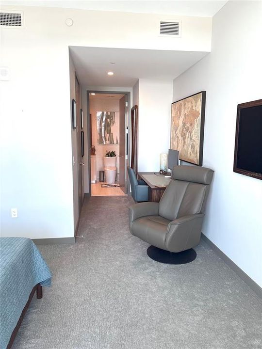 For Rent: $10,500 (2 beds, 3 baths, 1720 Square Feet)