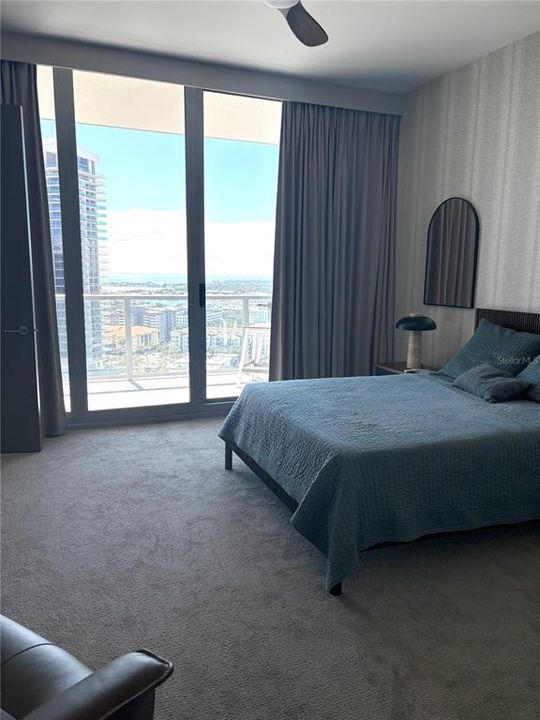 For Rent: $10,500 (2 beds, 3 baths, 1720 Square Feet)