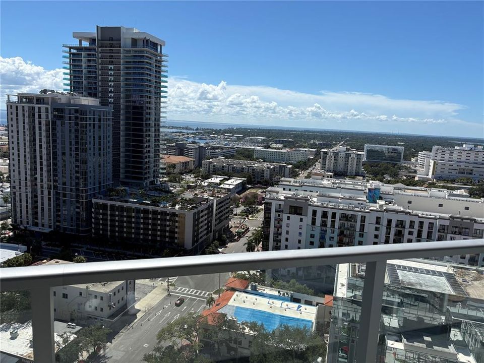 For Rent: $10,500 (2 beds, 3 baths, 1720 Square Feet)