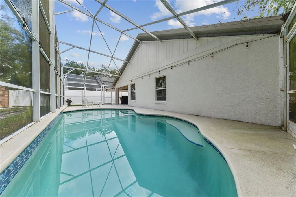 En Venta: $550,000 (3 camas, 2 baños, 1735 Pies cuadrados)