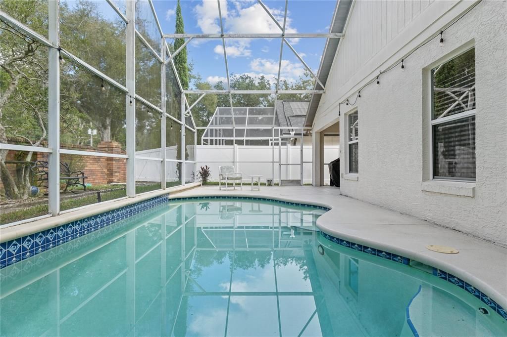 En Venta: $550,000 (3 camas, 2 baños, 1735 Pies cuadrados)