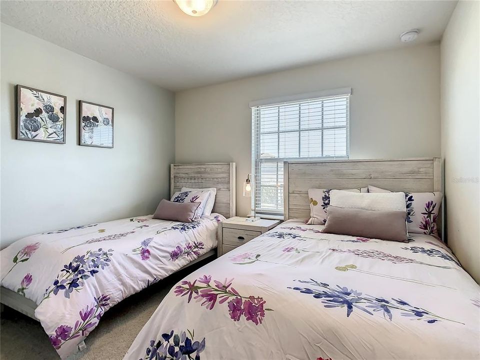 На продажу: $416,000 (5 спален, 4 ванн, 2263 Квадратных фут)